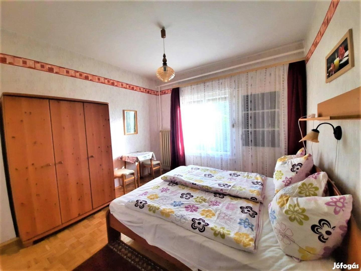 Nora Apartman Балатонлелле Экстерьер фото